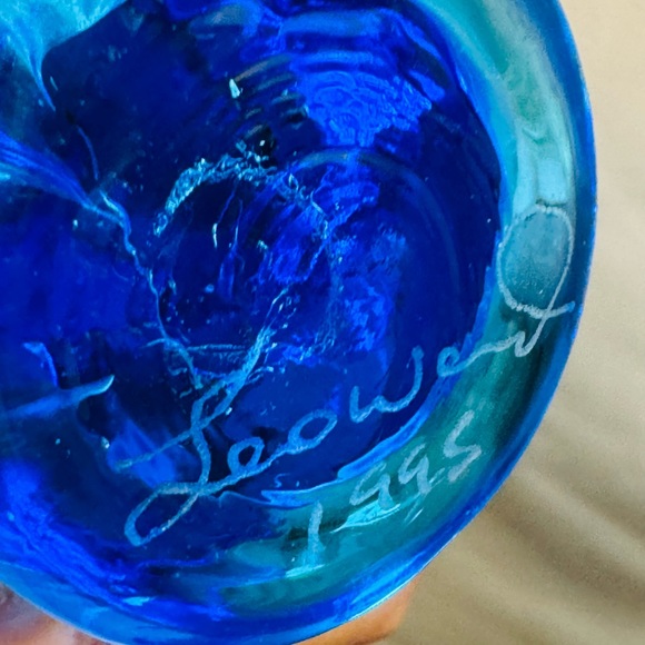 Leo Ward 1995 Vintage Blue Bird Of Happiness Art Glass Cobalt Signed 3.5x3.25 In - Picture 2 of 7